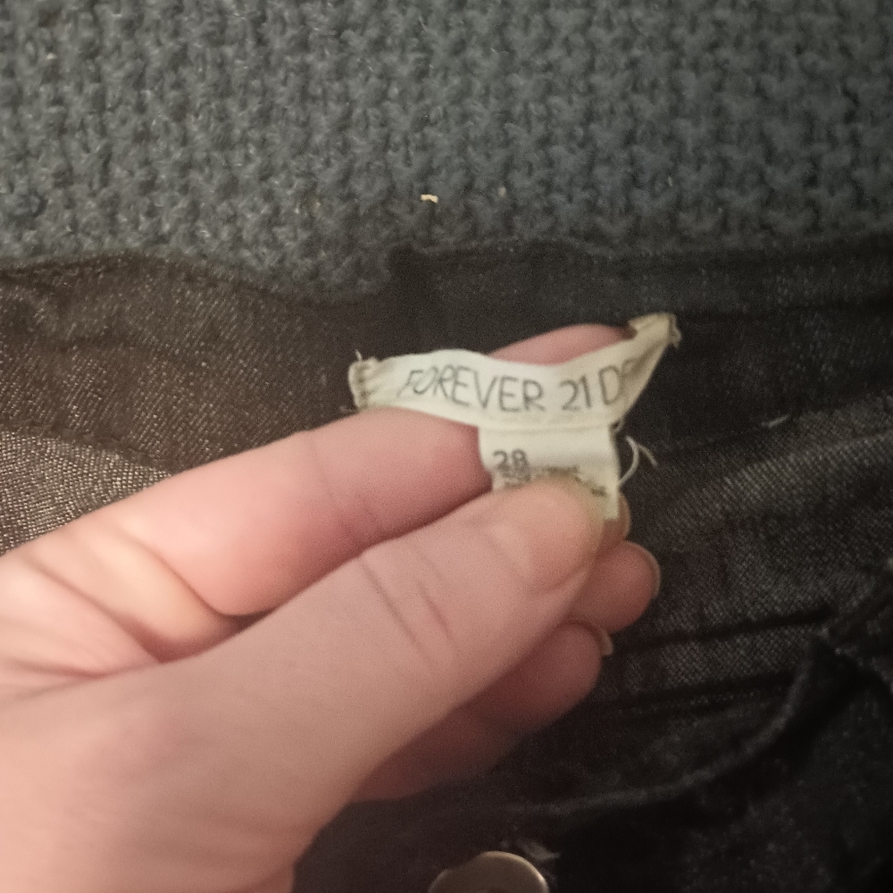 Forever 21 Skinny Jeans - Picture 2 of 3